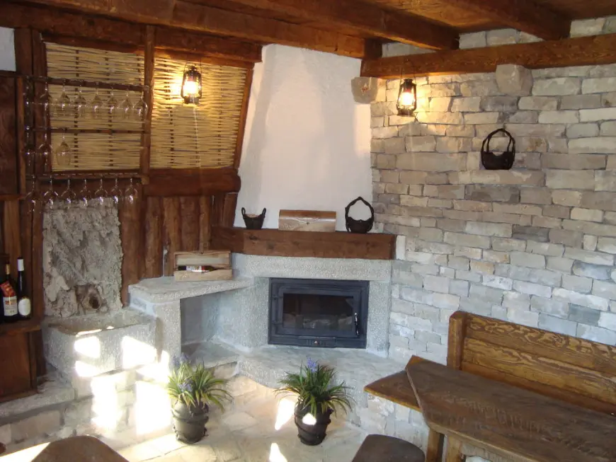 Vukoje – Most od kamena i vina